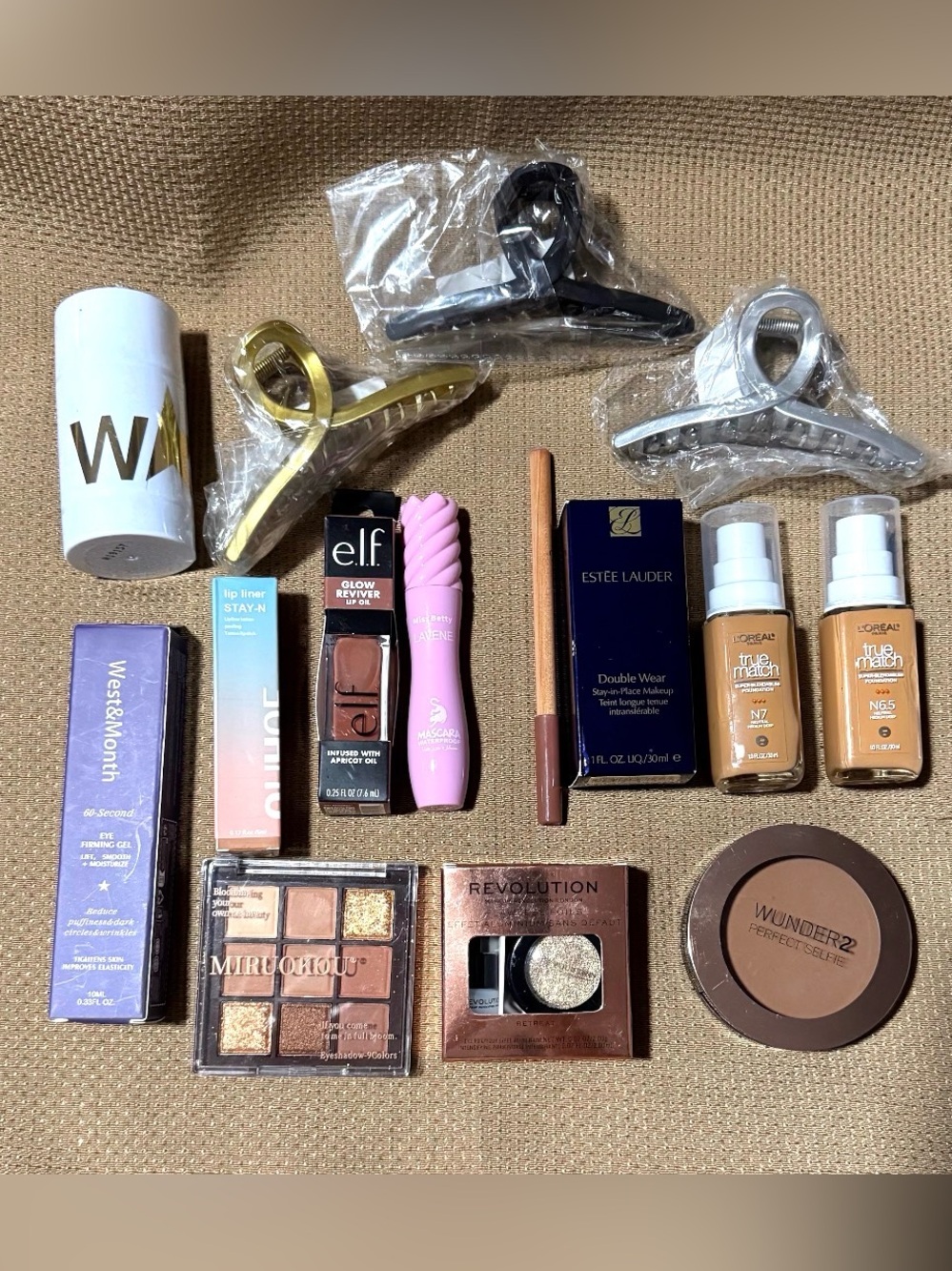Estée Lauder Double Wear Foundation & L'Oréal True Match Foundation Set and More